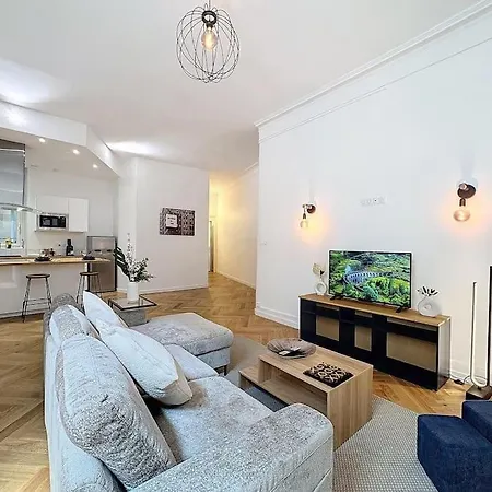 Apartament My Victor Hugo 2 *